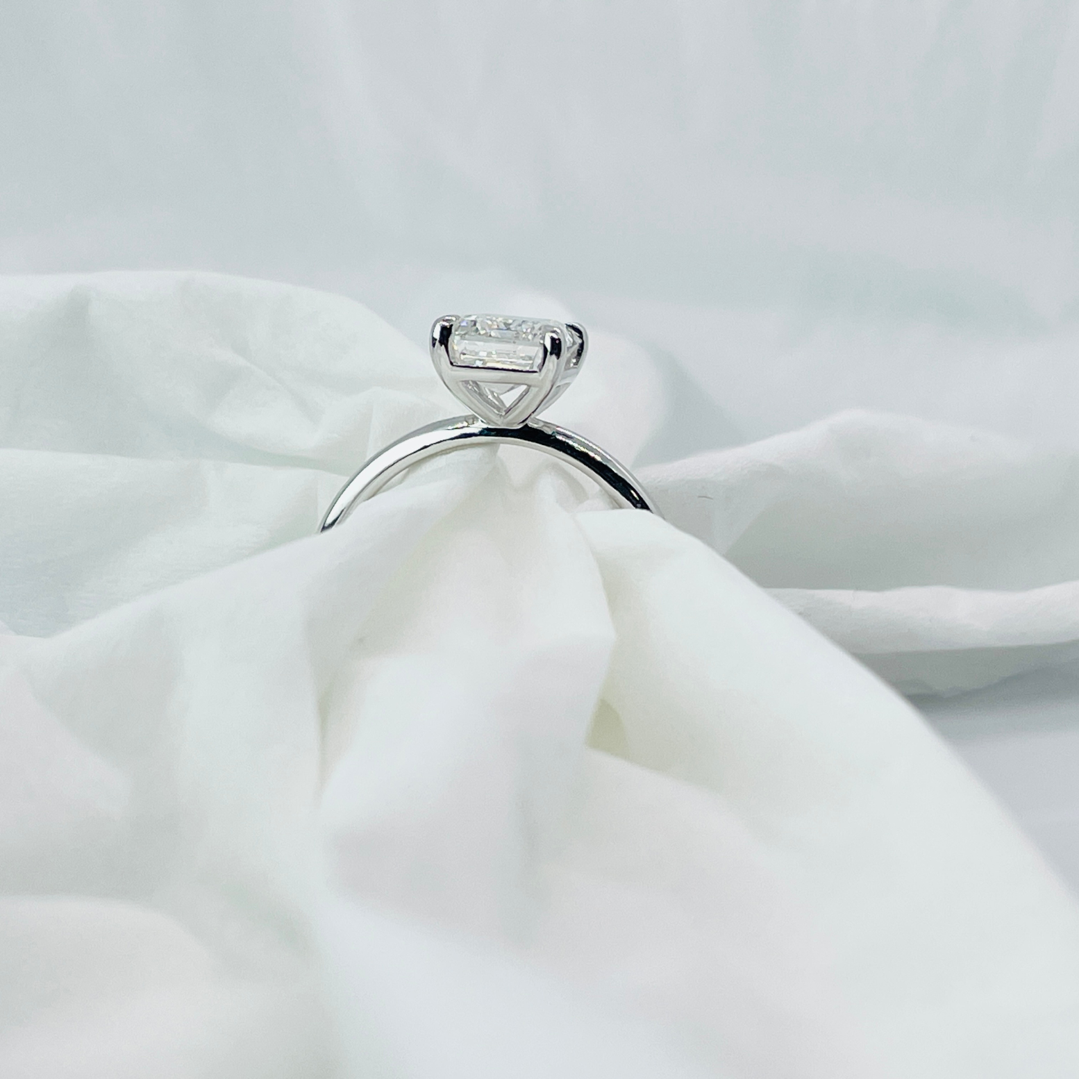 Emerald Cut Diamond Solitaire 14K Solid Gold Engagement Ring IGI Certified